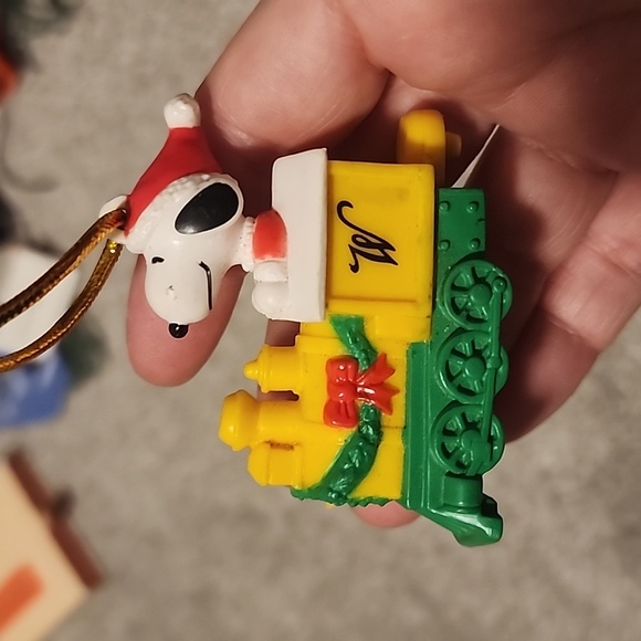 Set of 2 vintage Snoopy Peanuts ornaments - Picture 6 of 10